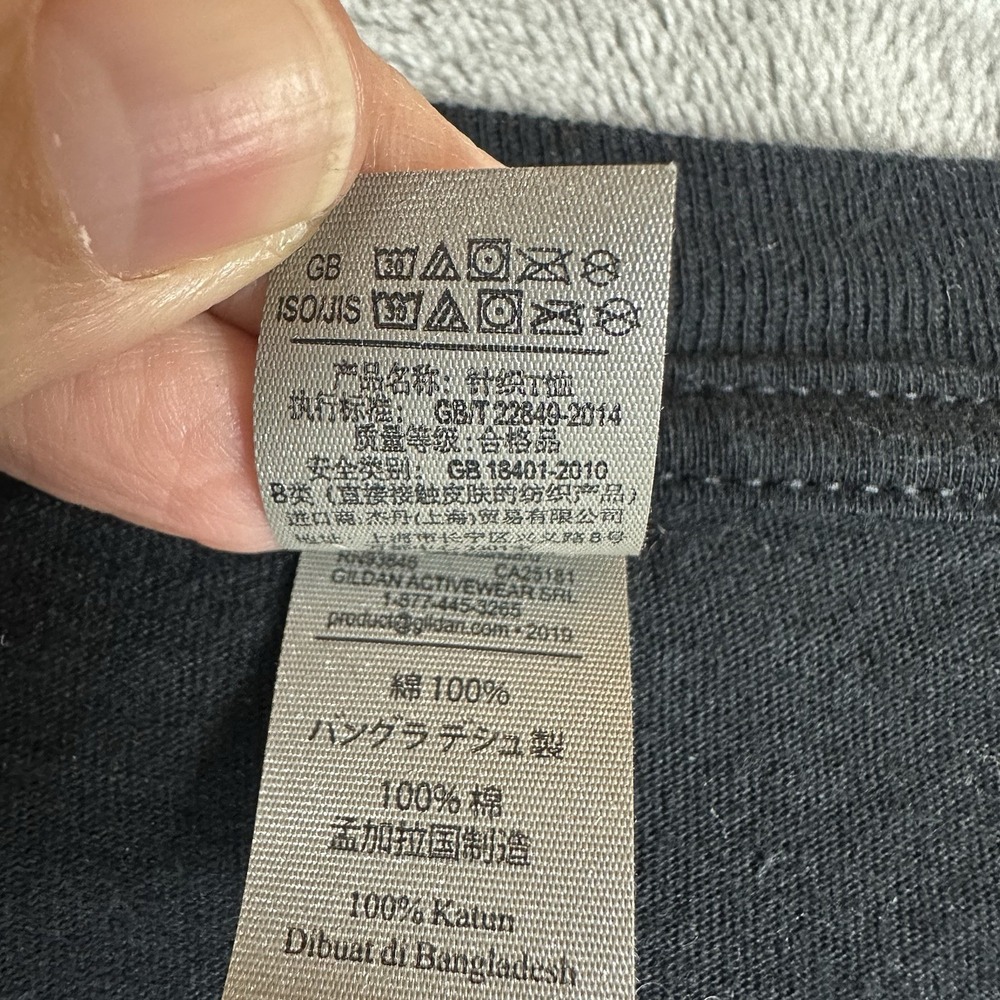 "Expensive, Difficult, and Talks Back" T-Shirt Women's XL Black Graphic Cotton - Picture 3 of 6
